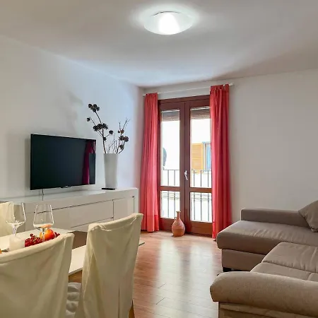 Lovely 1-bed In Denia