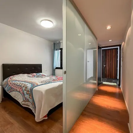 Lovely 1-bed In Lejlighed